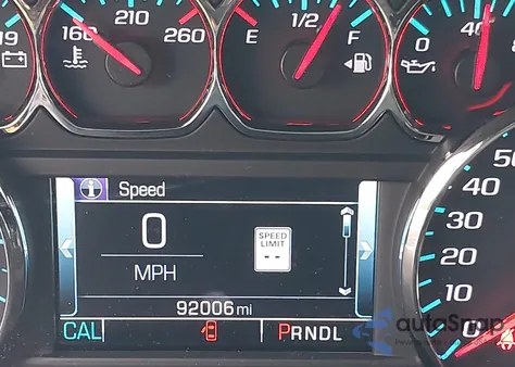 2019 Chevrolet Tahoe Lt z USA, uszkodzony, nr VIN 1GNSCBKC5KR220663